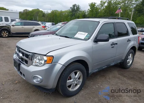 2011 Ford Escape Xlt z USA, uszkodzony, nr VIN 1FMCU9D72BKA46722